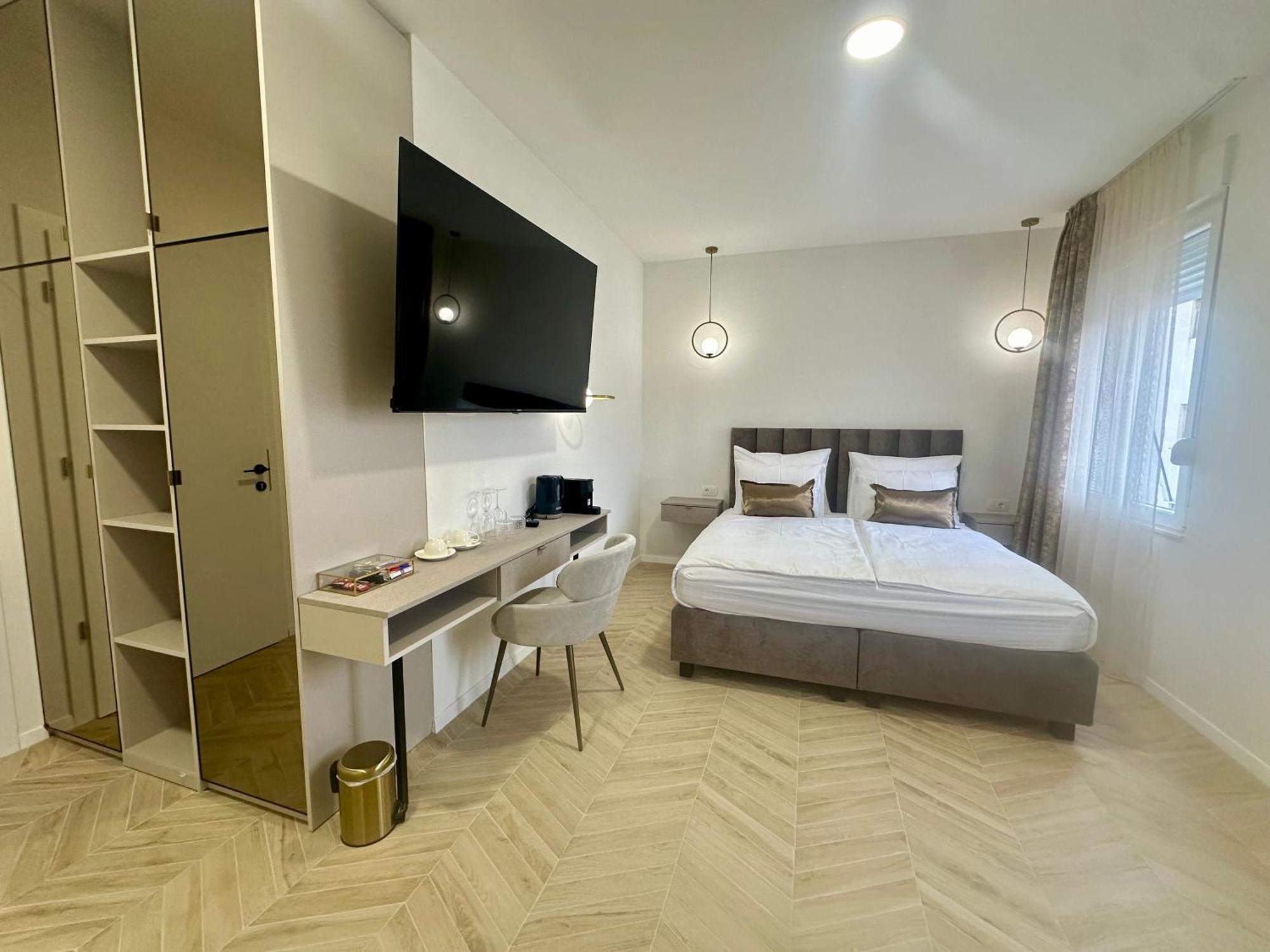 Mariani Luxury Rooms In Center Split Exterior foto