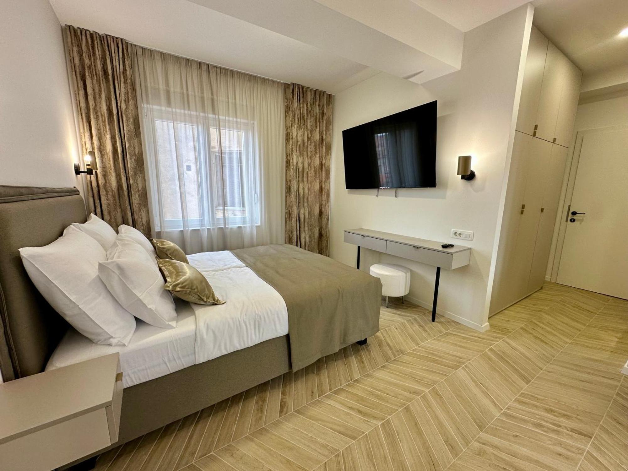 Mariani Luxury Rooms In Center Split Exterior foto